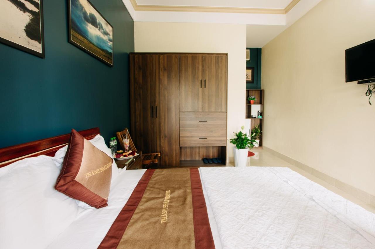 Hotel Thanh Phat Phong Nha Exterior foto